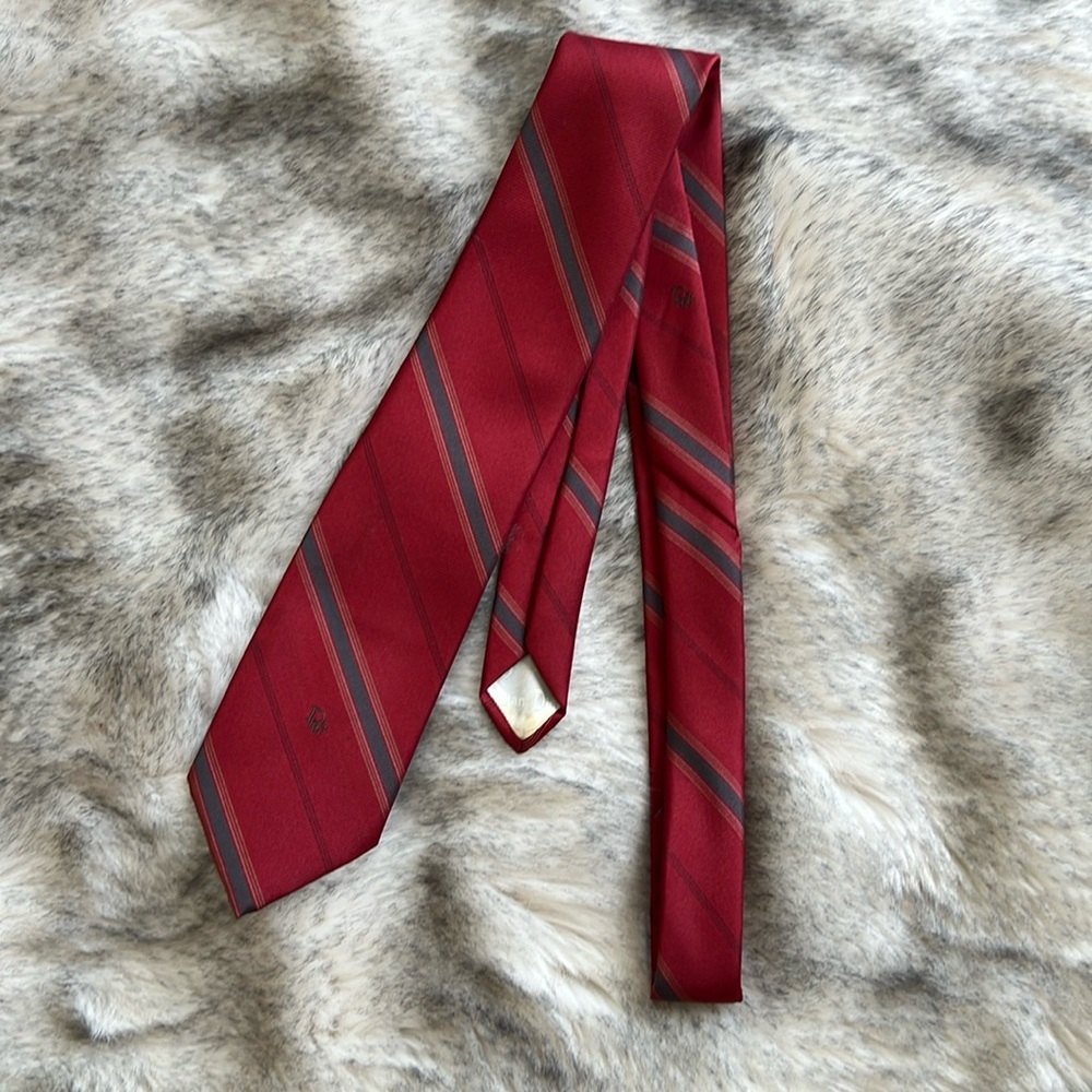 Red Dior Tie